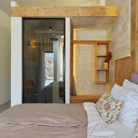 House Legacy Zadar Willa *