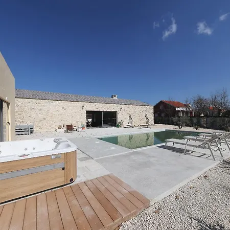 Zadar House Legacy Villa *